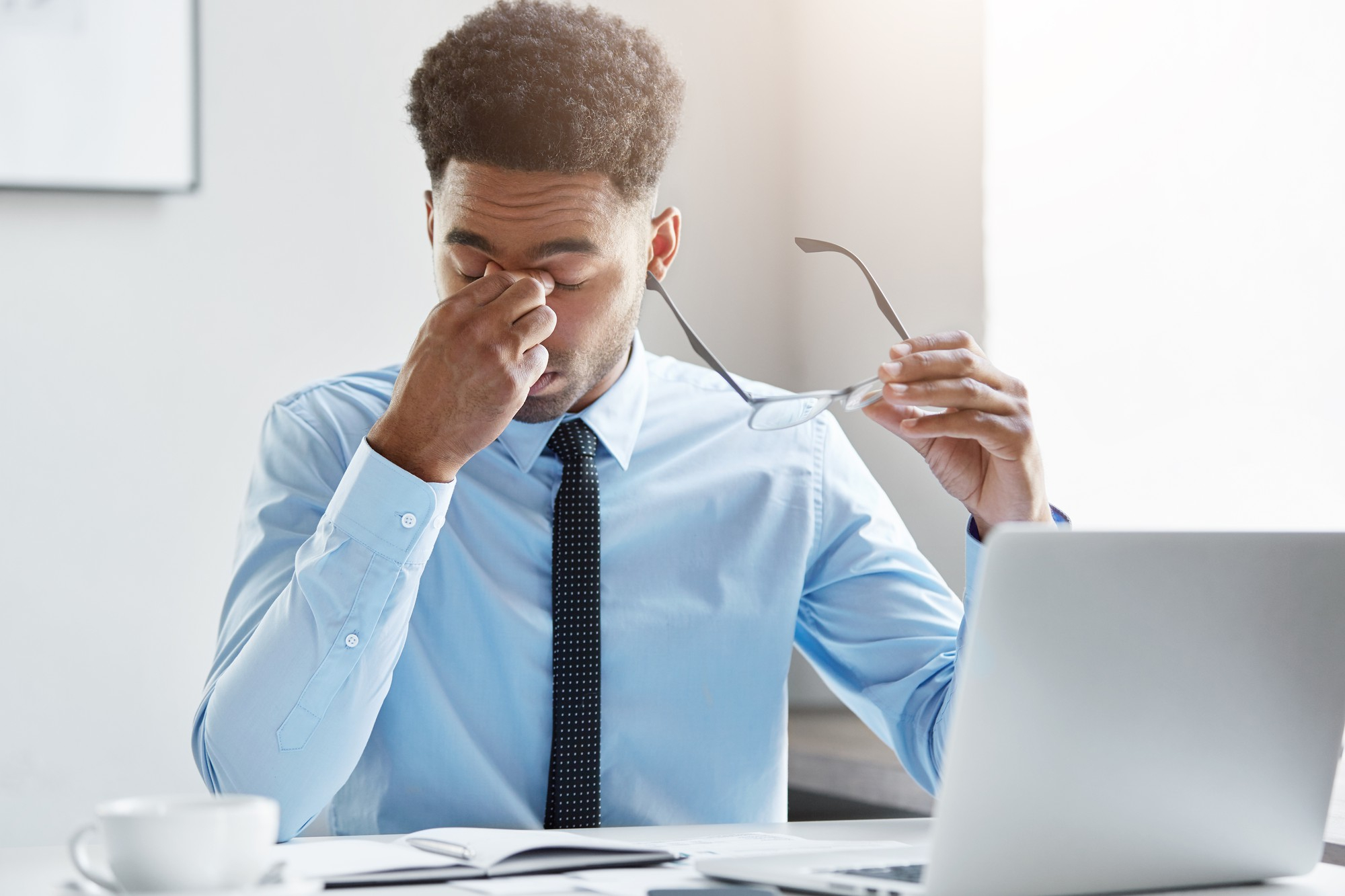 Turnos de Trabalho: Como Diferentes Jornadas Afetam a Saúde e a Produtividade - Martinhago Advocacia | Advogados Especialistas em Defesa dos Seus Direitos